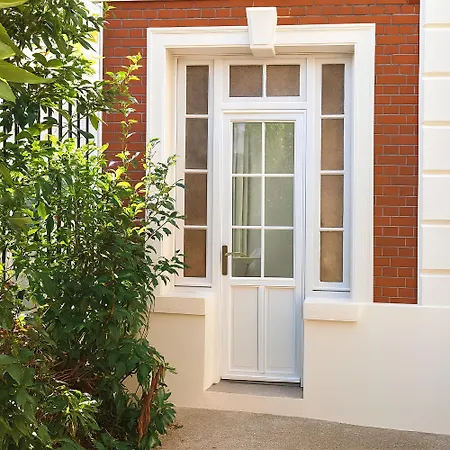 Apartment 2 Privee, Espaces Communs Partages, Centre Gare, Linge & Menage Inclus